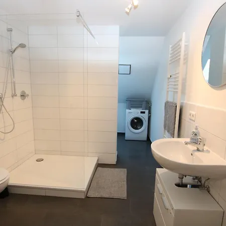 Διαμέρισμα -mrliving- Moderne In - Komfort Mit Kueche, Bad Und Parkplatz -wz02, Wz03, Wz04- *